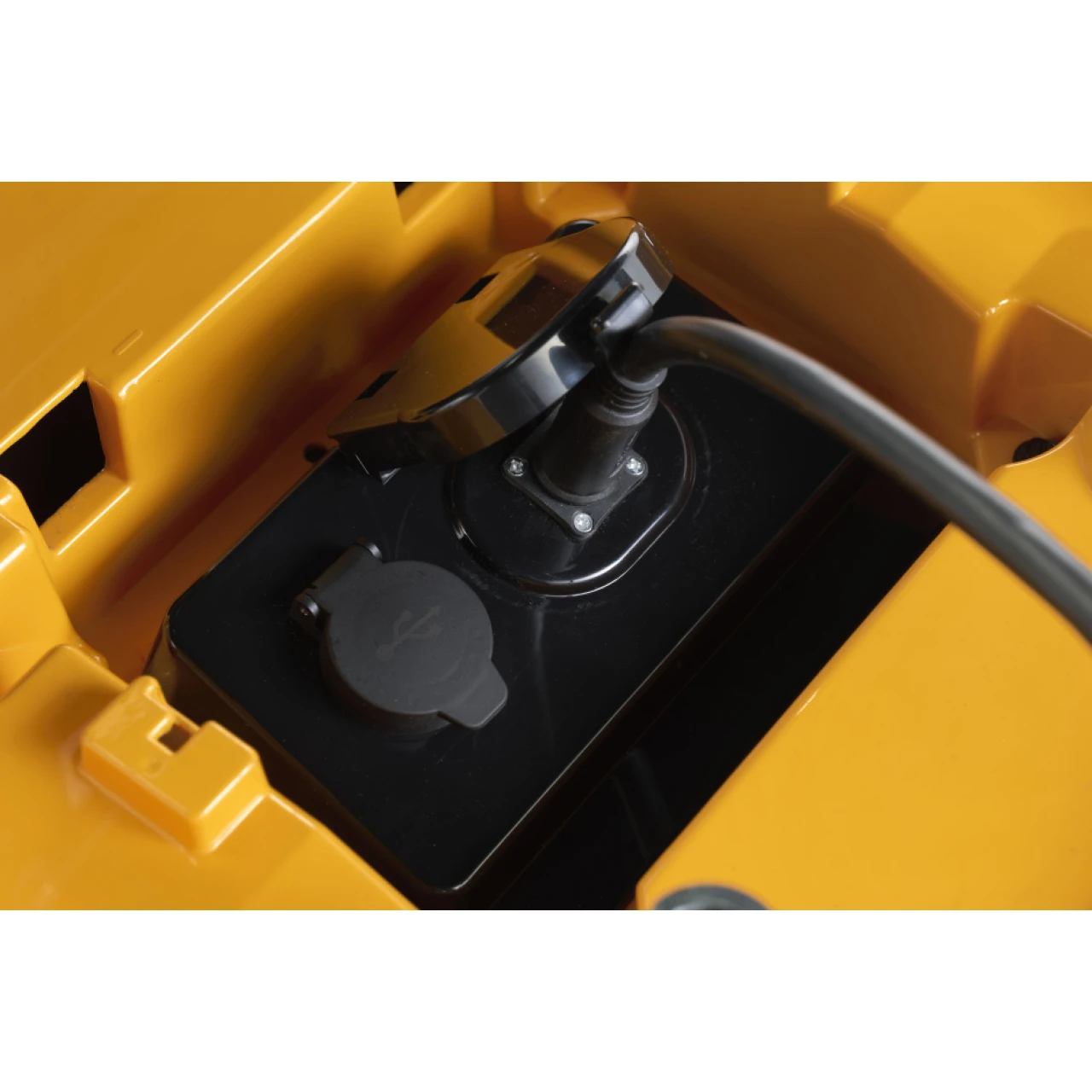 Stiga Akku-Rasentraktor Estate 384e - Inkl. Akku Und Ladegerät 8 Stiga Akku-Rasentraktor Estate 384e - Inkl. Akku Und Ladegerät – Bild 6