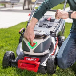 AL-KO Akku-Rasenmäher 46.2 Li SP Comfort - Inkl. 2 Akkus 4 Ah Und Ladegerät -Geschäft Für Gartentechnikbedarf 43166 5 AL KO 123010