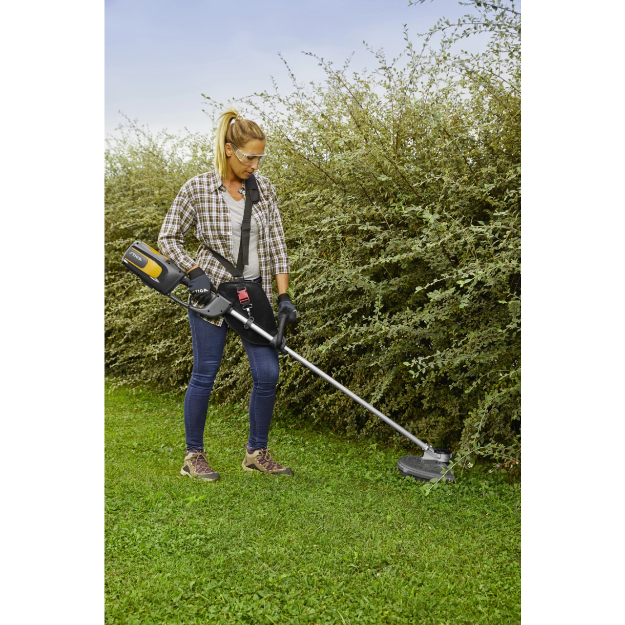 Stiga Akku-Motorsense BC 700e - Grundgeräte Ohne Akku Und Ladegerät 4 Stiga Akku-Motorsense BC 700e - Grundgeräte Ohne Akku Und Ladegerät – Bild 2